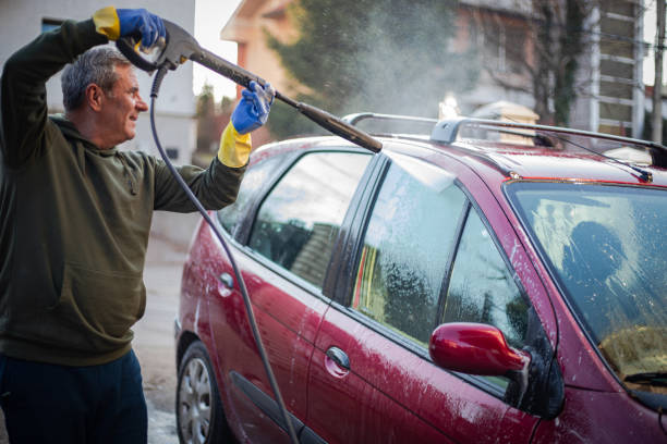 Best Commercial Building Pressure Washing  in Kewaunee, WI